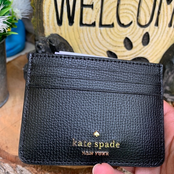 Authentic Kate Spade leather card case - Picture 6 of 6